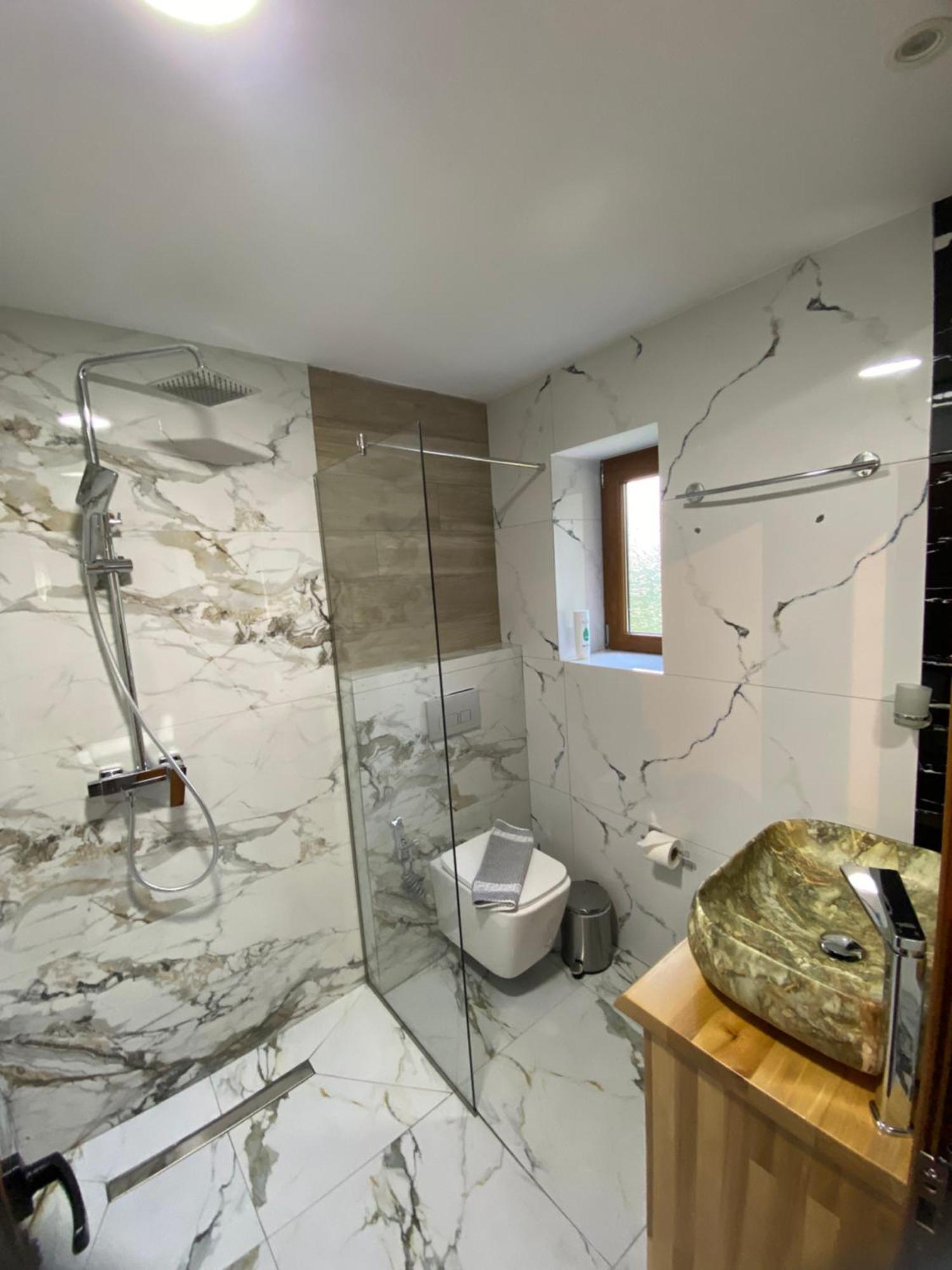 Gegest Hotel Теті Екстер'єр фото